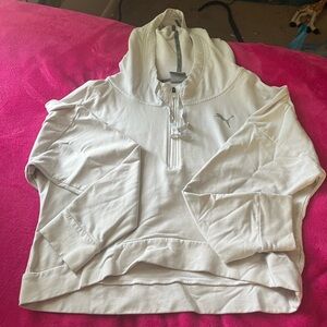 Small puma cropped hoodie! Only worn once